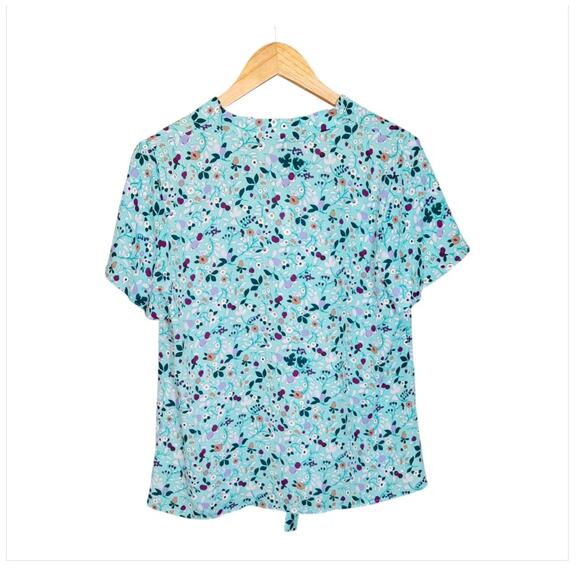 Talbots Flutter Short Sleeve Fruit Floral Tie at Neck Womens Top NWT Size M - Picture 3 of 6